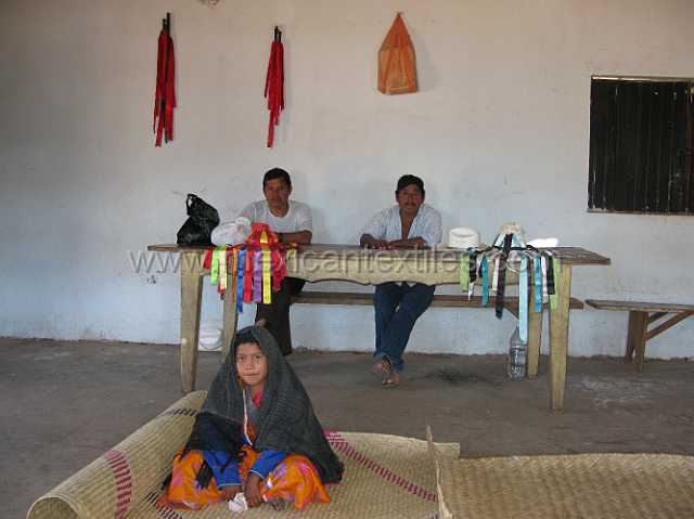 1cora_govenor.JPG - Village of Cora Indian with examples of town, mountains, people, costume, textiles, costume and spiritual life